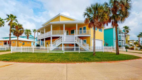 RD385 Dreamsicle Large Home in Gulfside Neighborhood, Shared Pool, Boardwalk to Beach